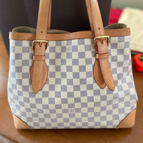 LV Hampstead Damier Azure MM EUC - Picture 3 of 12